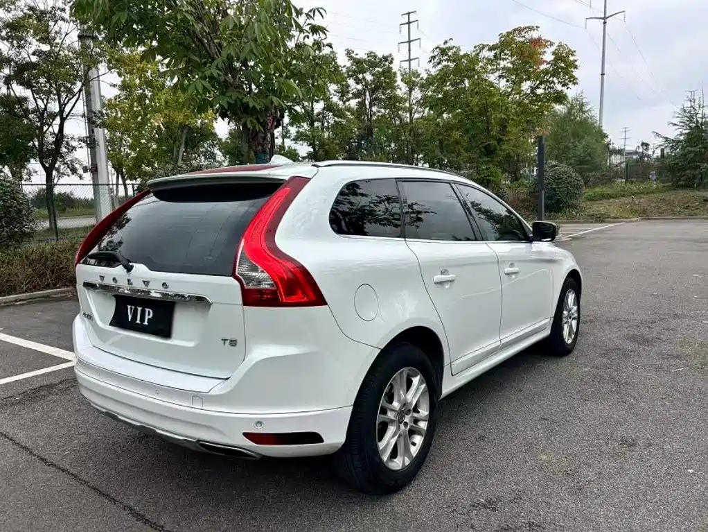 Volvo XC60 — миниатюра 7