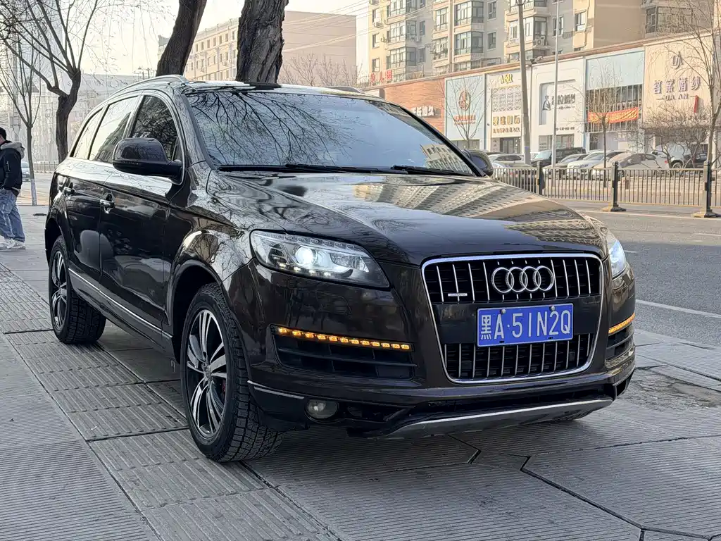 Audi Q7 2011