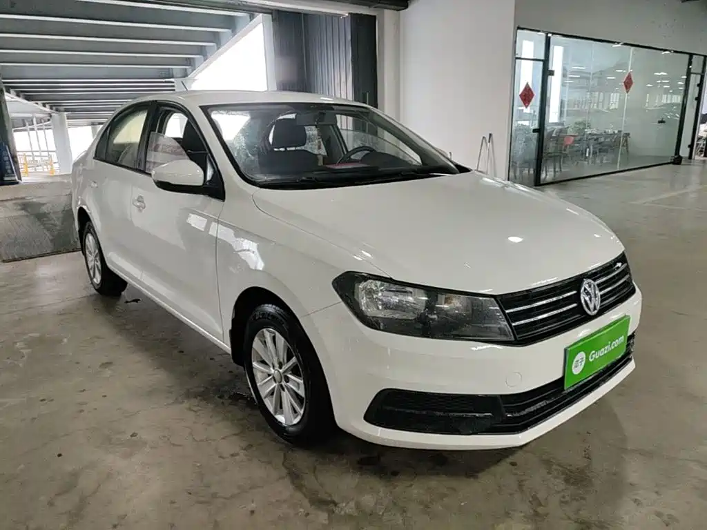 Volkswagen Santana — миниатюра 4