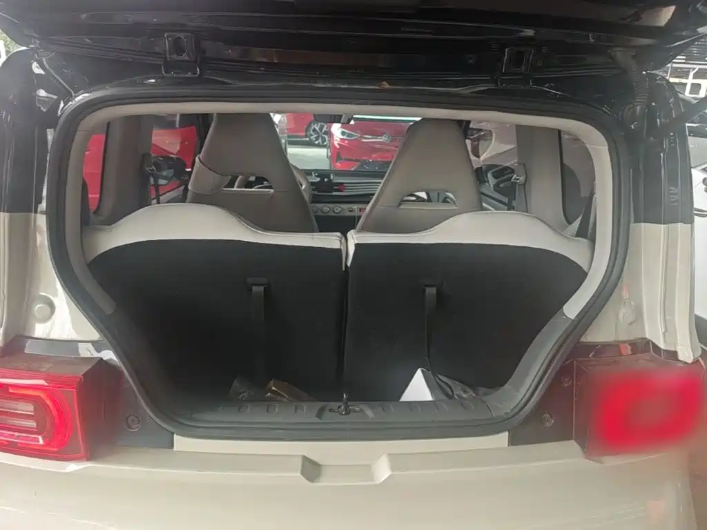 Wuling MINIEV — миниатюра 19