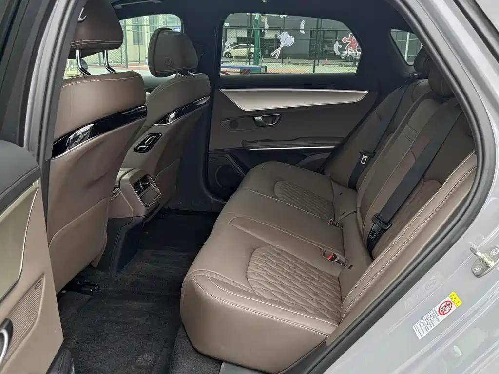 BYD Han 2025 DM-i 125KM Smart Drive