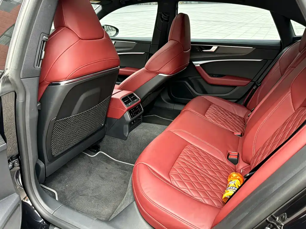 Audi A7L — миниатюра 14