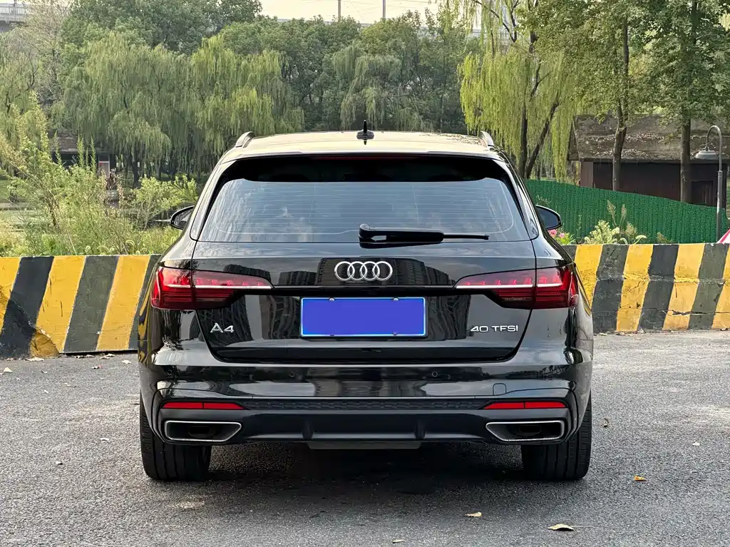 Audi A4 (Import) — миниатюра 6