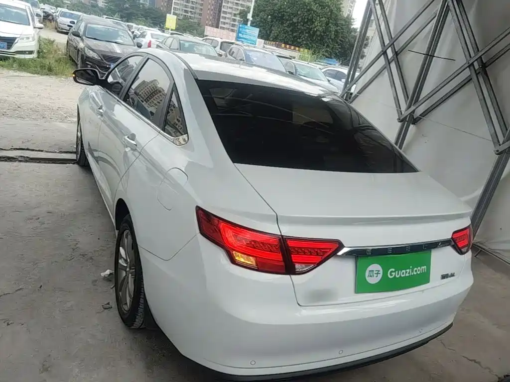 Geely Emgrand GL — миниатюра 6