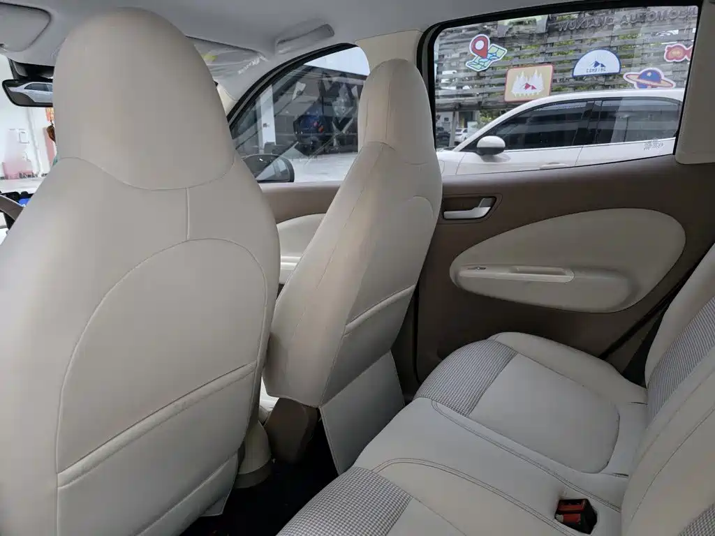 Wuling MINIEV — миниатюра 14
