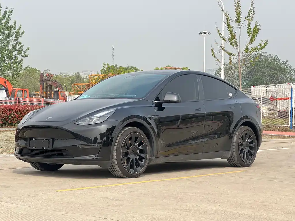 Tesla Model Y 2021