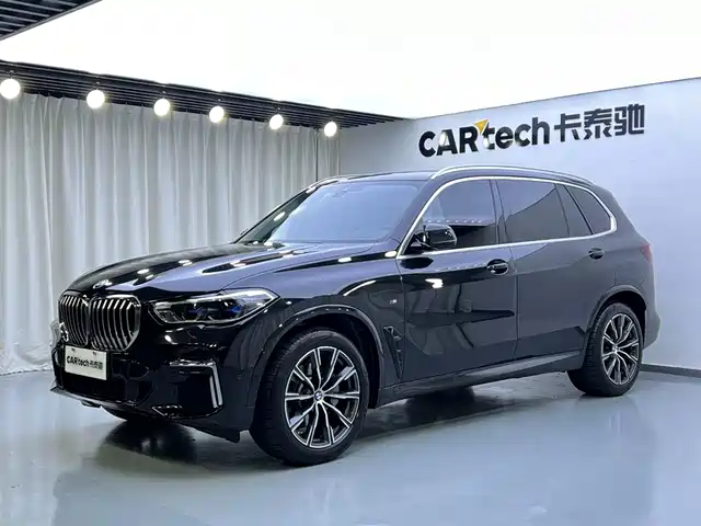 BMW  X5