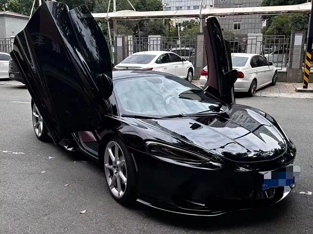 McLaren GT — миниатюра 2
