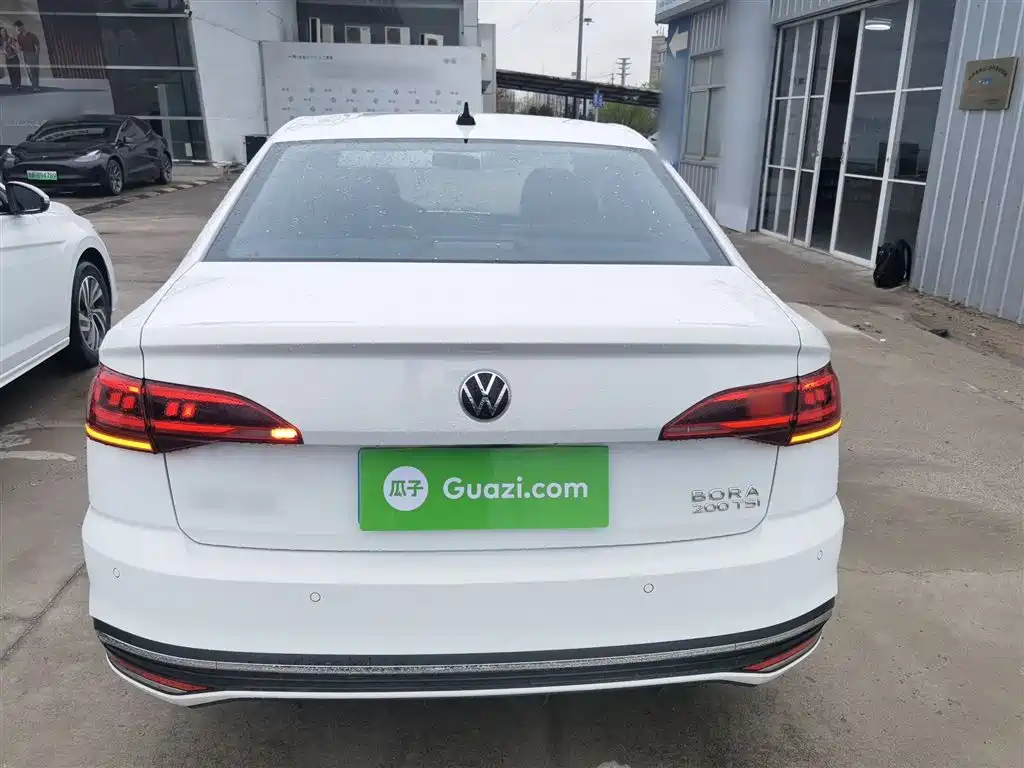 Volkswagen Bora 2024 200TSI DSG