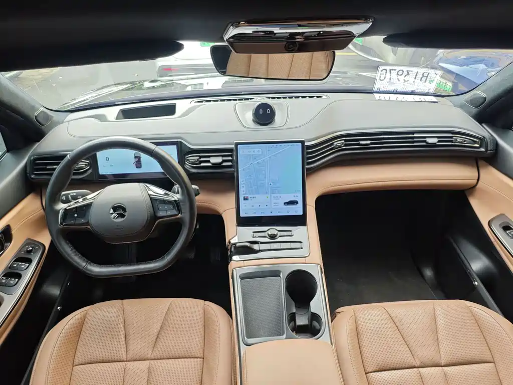 NIO ES8 — миниатюра 4