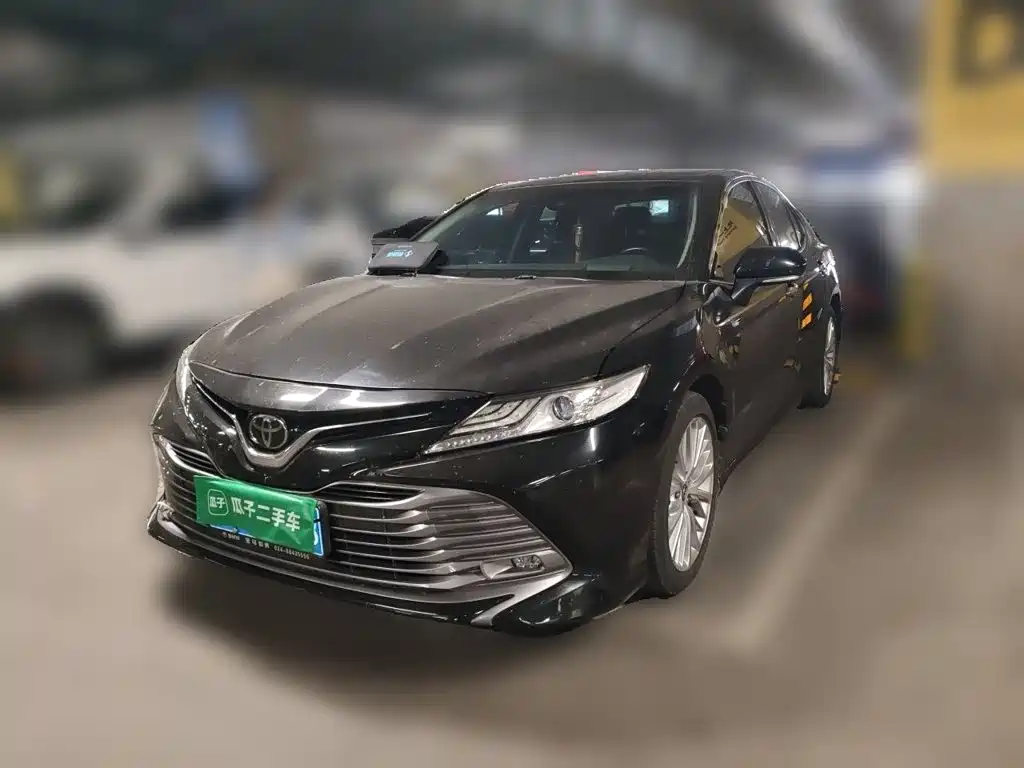 Toyota Camry — миниатюра 2