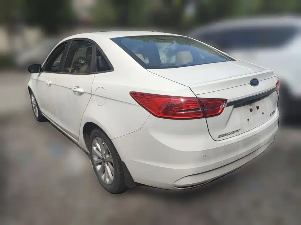 Ford Escort — миниатюра 7