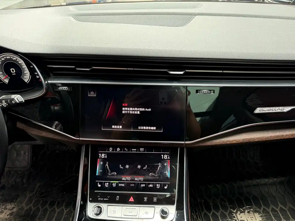 Audi Q7 — миниатюра 11