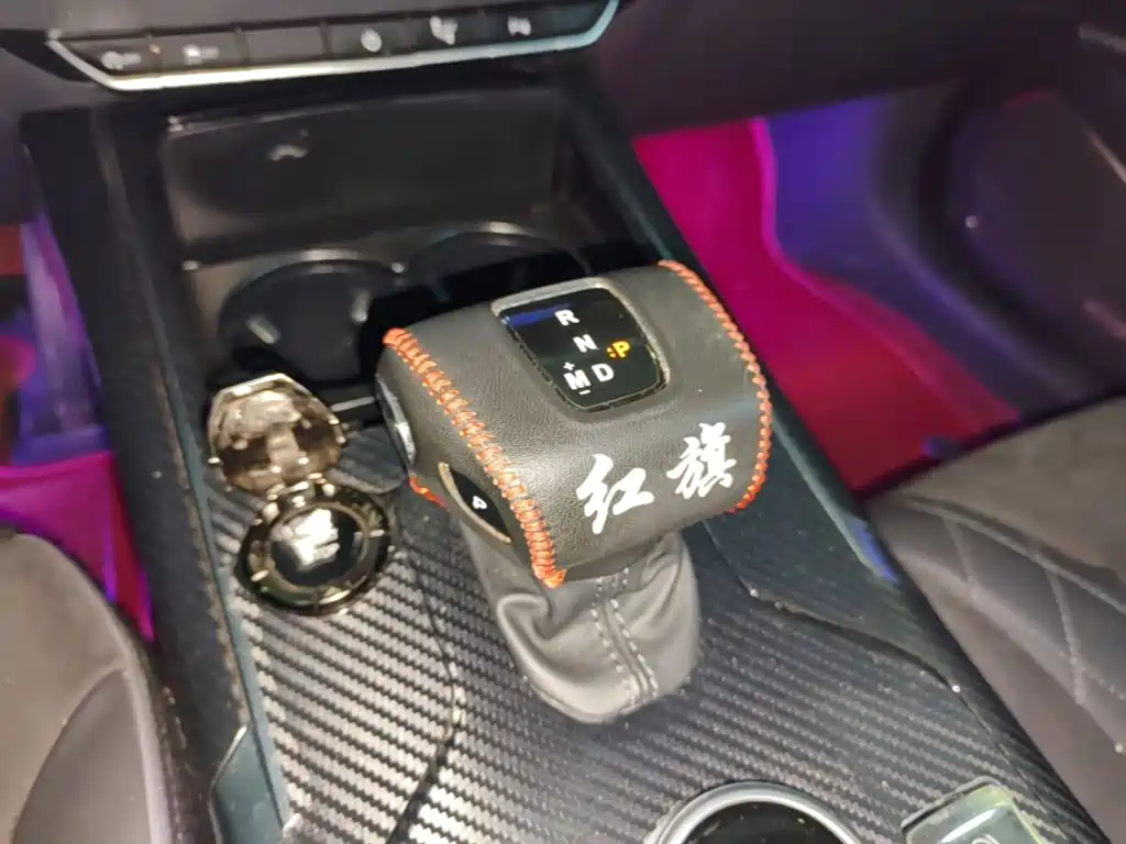Hongqi Hongqi HS5 — миниатюра 14