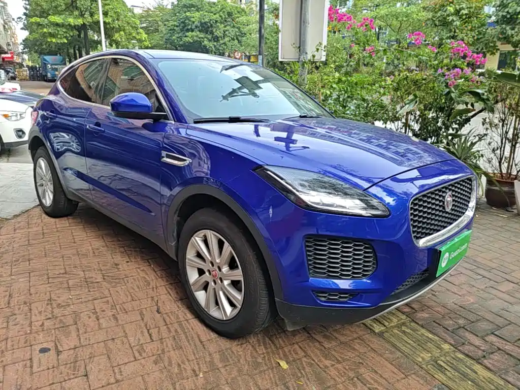 Jaguar E-PACE — миниатюра 4