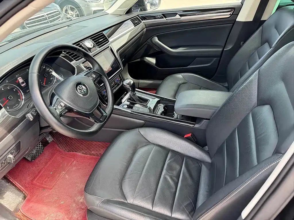Volkswagen Phideon — миниатюра 9