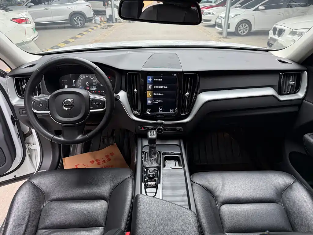 Volvo XC60 2019 T5 VI