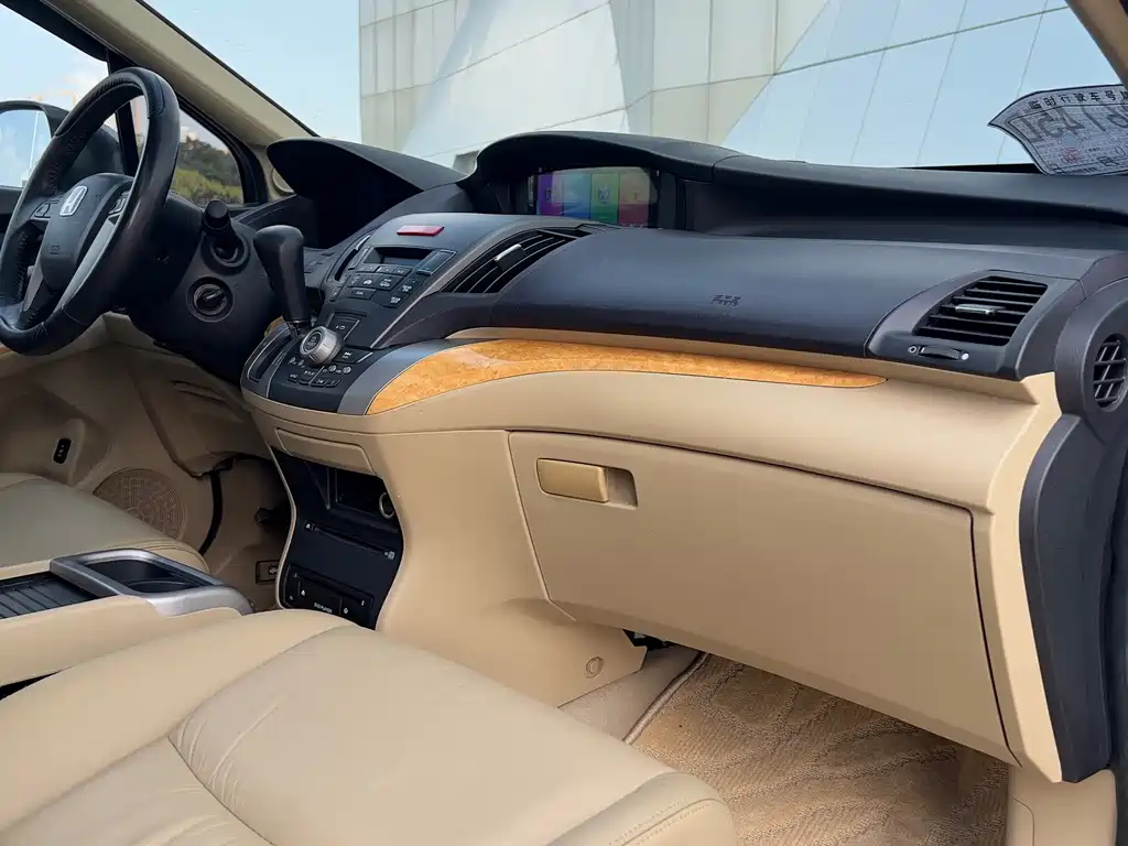 Honda Odyssey — миниатюра 20