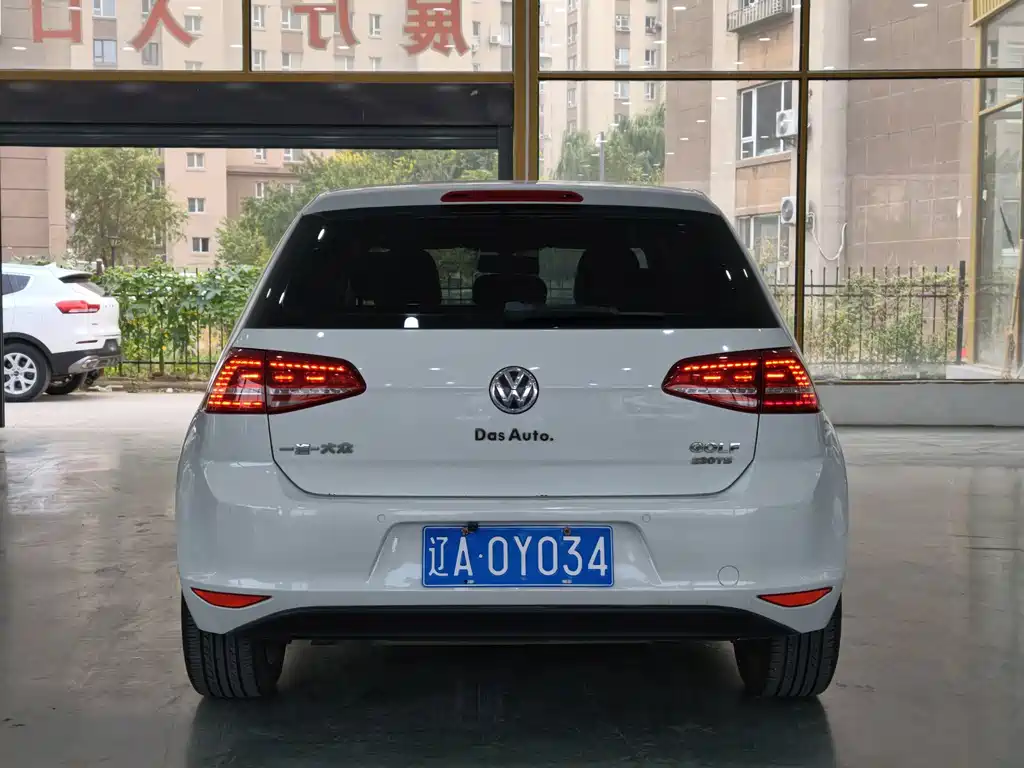 Volkswagen Golf — миниатюра 5