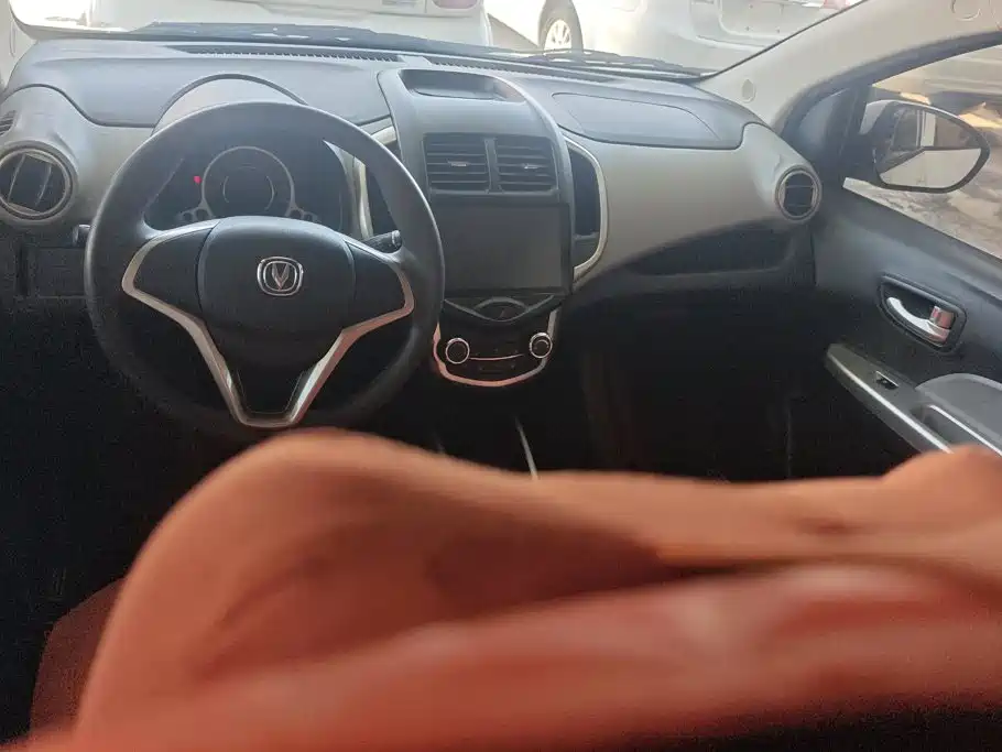 Changan Benben E-Star — миниатюра 12
