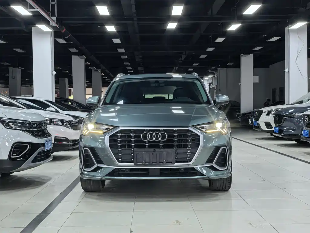 Audi Q3 2022 35 TFSI Fashion