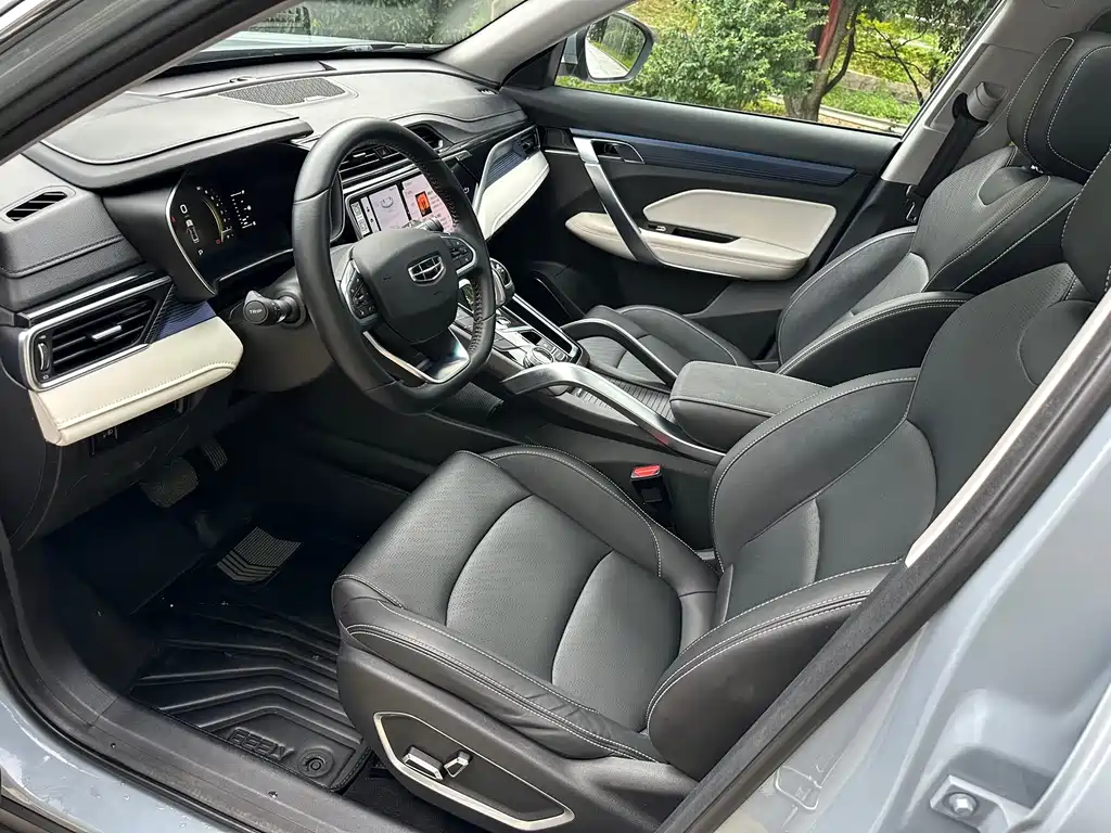 Geely Boyue — миниатюра 5