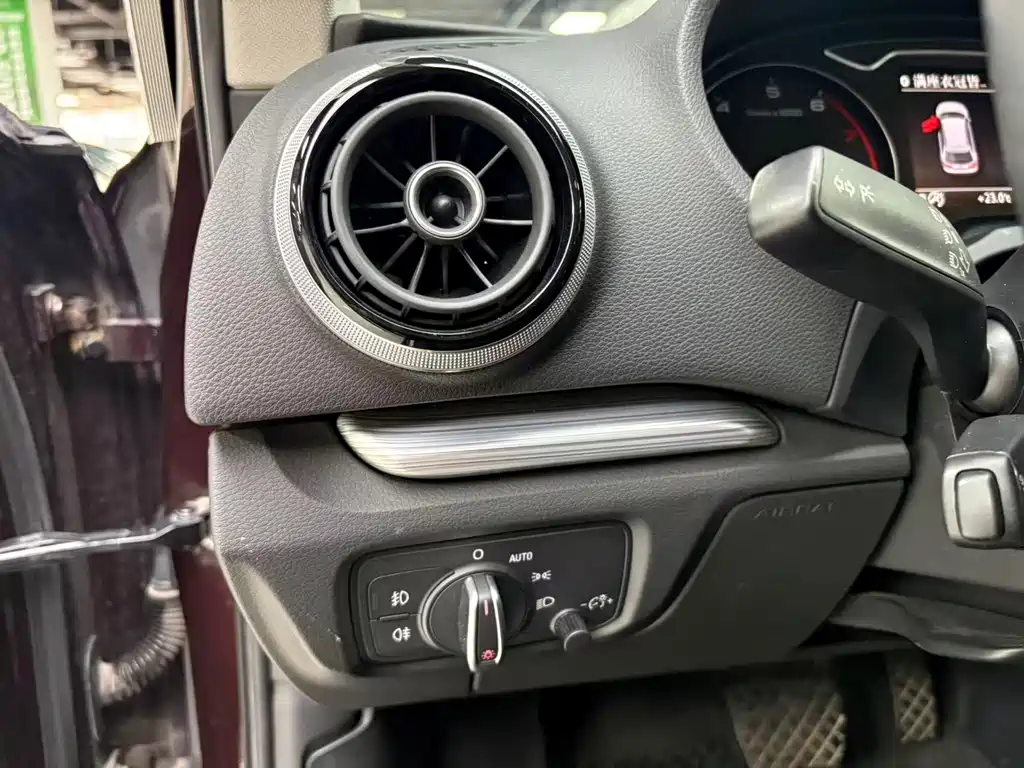 Audi A3 (Import) — миниатюра 13