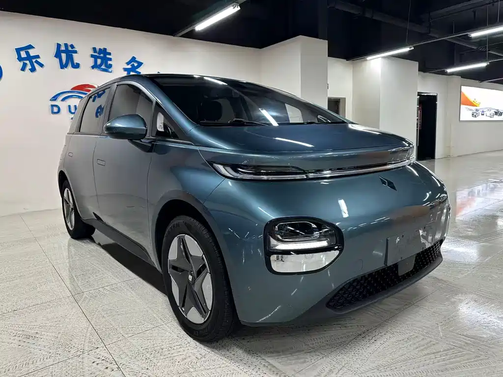 Baojun Yunduo - фото 3