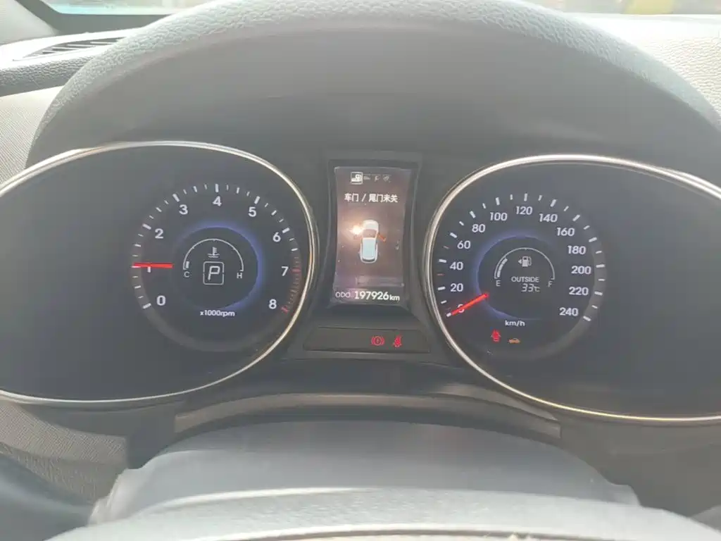 Hyundai Santa Fe — миниатюра 17