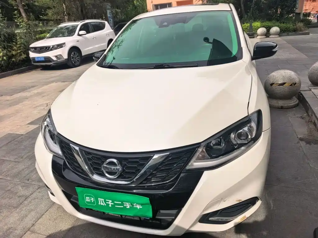 Nissan Tiida — миниатюра 2