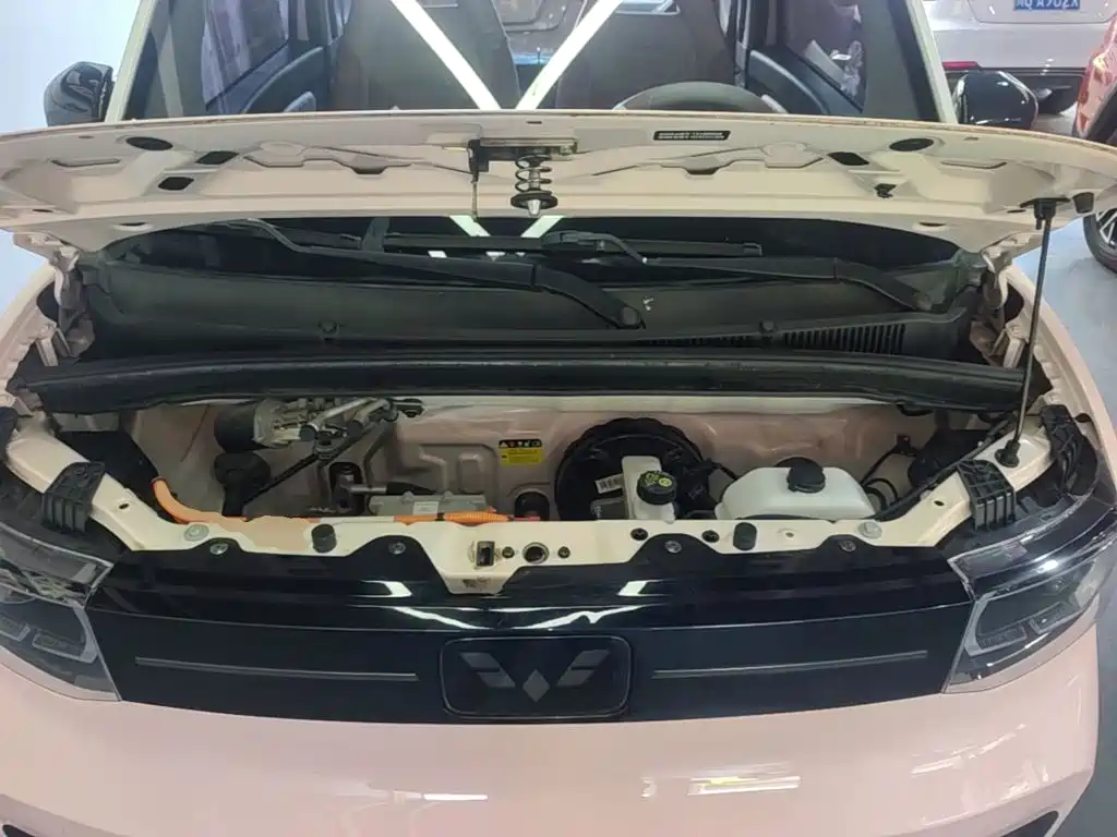 Wuling MINIEV — миниатюра 20