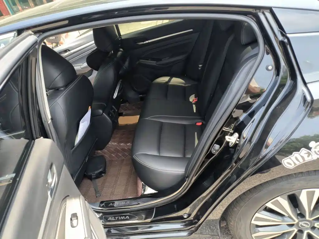 Nissan Teana — миниатюра 13