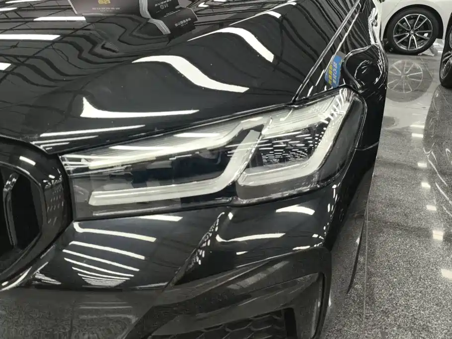 BMW 5 Series (Import) — миниатюра 5