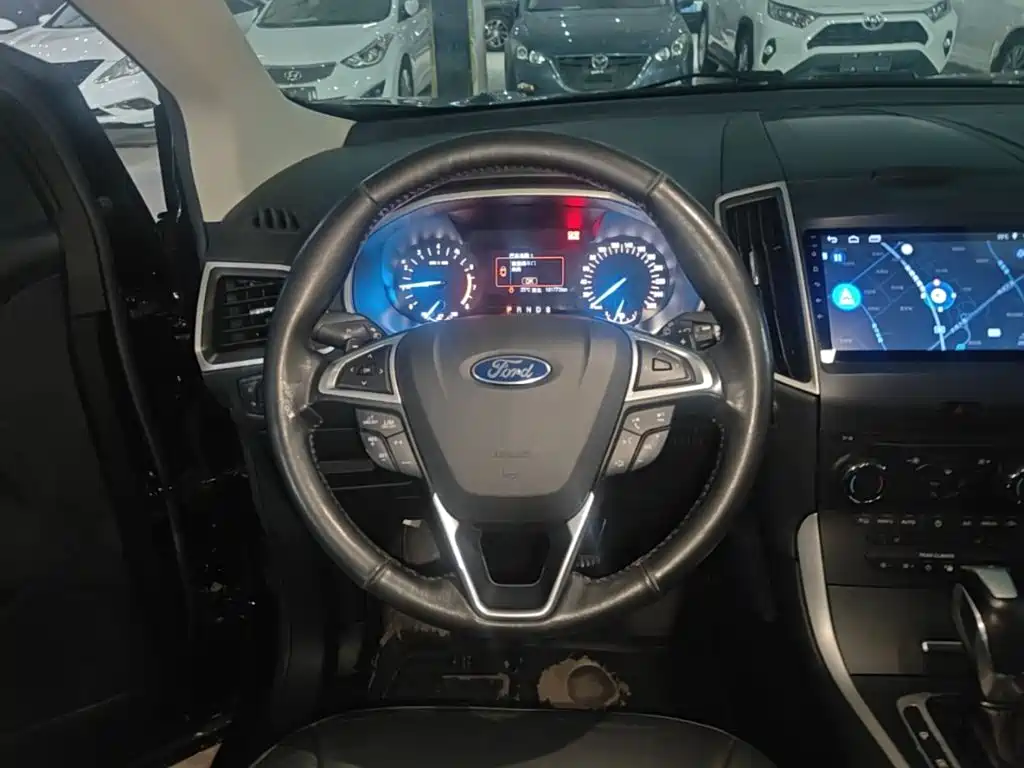 Ford Edge — миниатюра 11