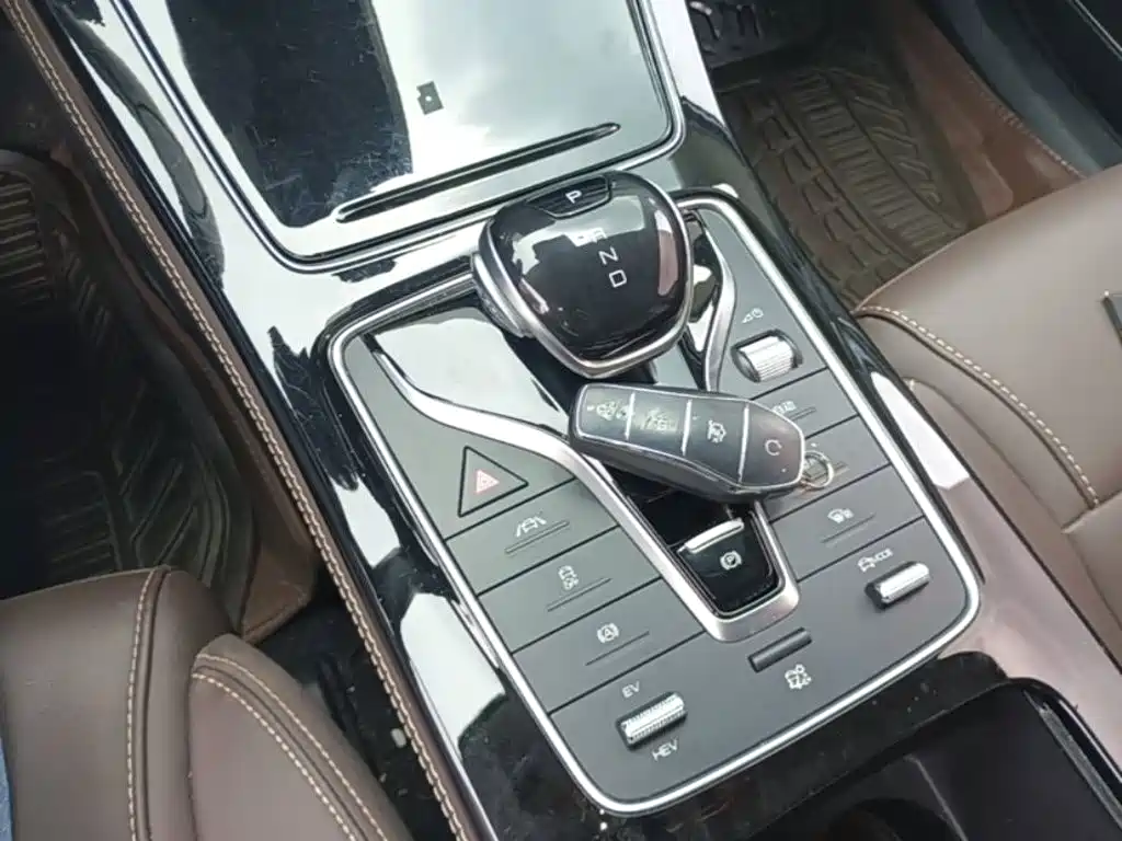 BYD MAX New Energy — миниатюра 14