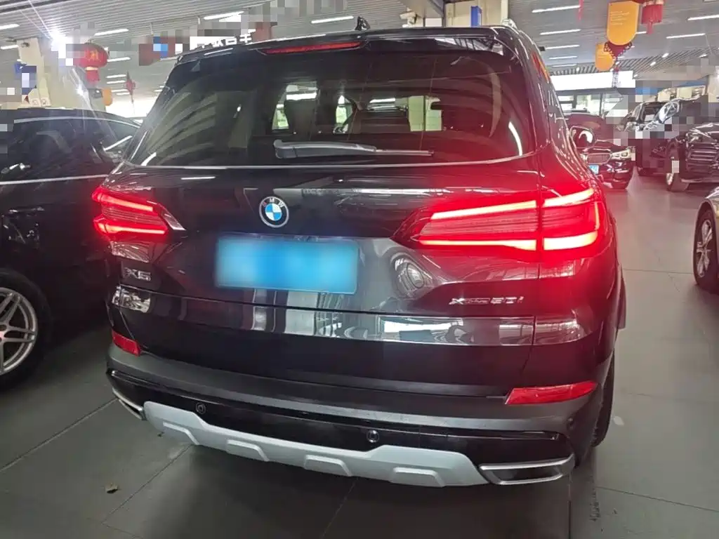 BMW X5 (Import) — миниатюра 6