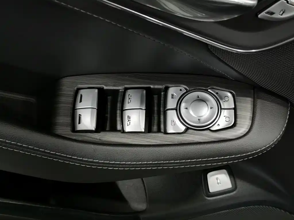 Cadillac CT5 2023 28T Luxury ( Standard )