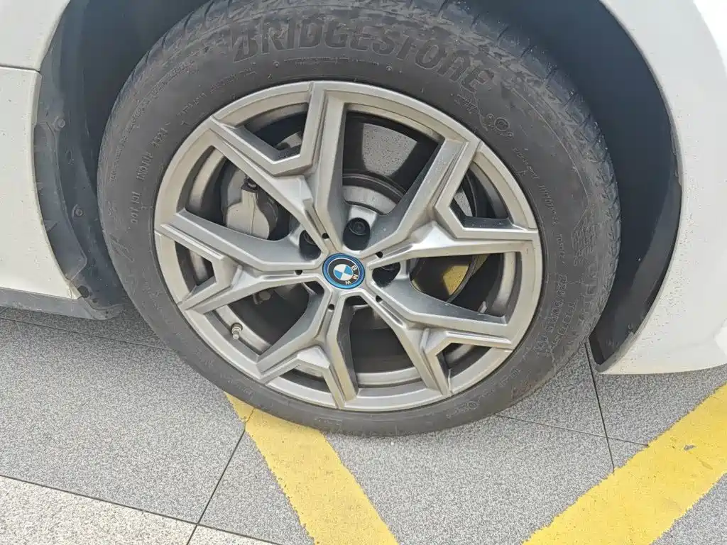 BMW i3 — миниатюра 8
