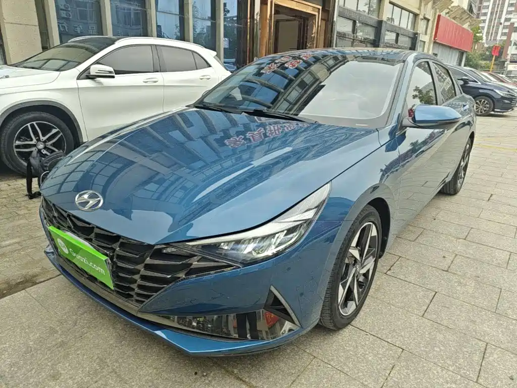 Hyundai Elantra — миниатюра 2