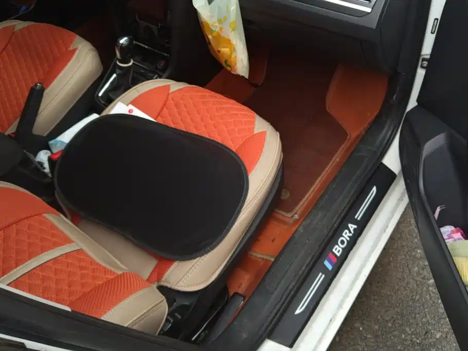 Volkswagen Bora — миниатюра 8