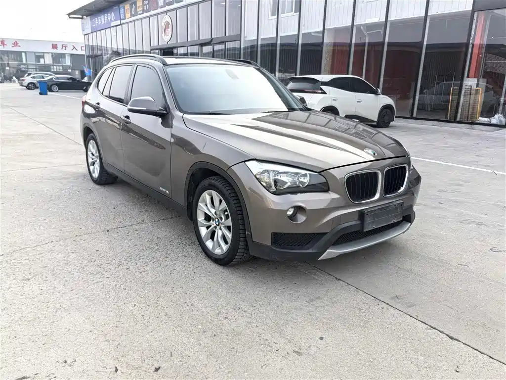 BMW X1 2013 sDrive18i Fashion