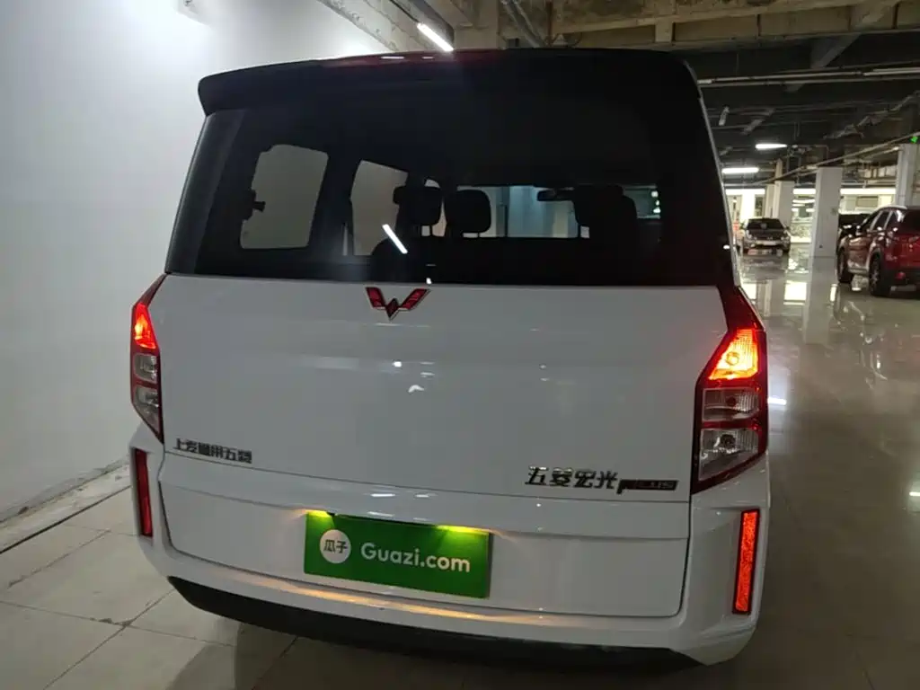 Wuling Hongguang PLUS — миниатюра 6