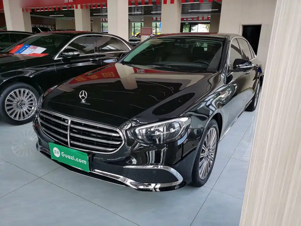 Mercedes-Benz E-Class 2023