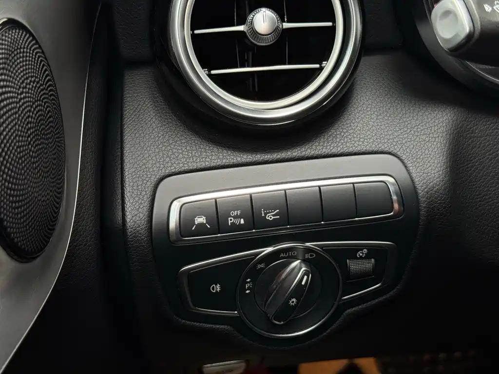 Mercedes-Benz C-Class AMG — миниатюра 17