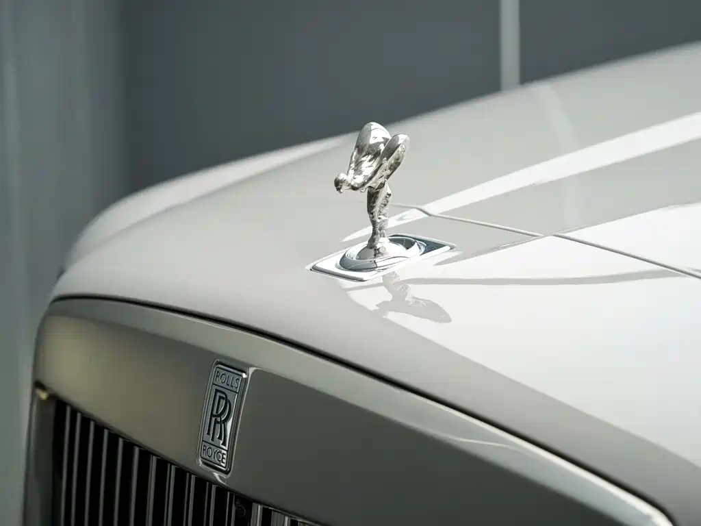 Rolls-Royce Cullinan — миниатюра 6