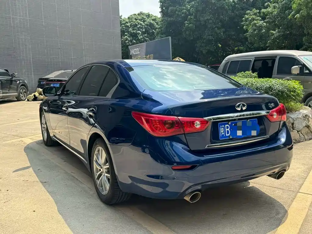 Infiniti Q50L — миниатюра 5