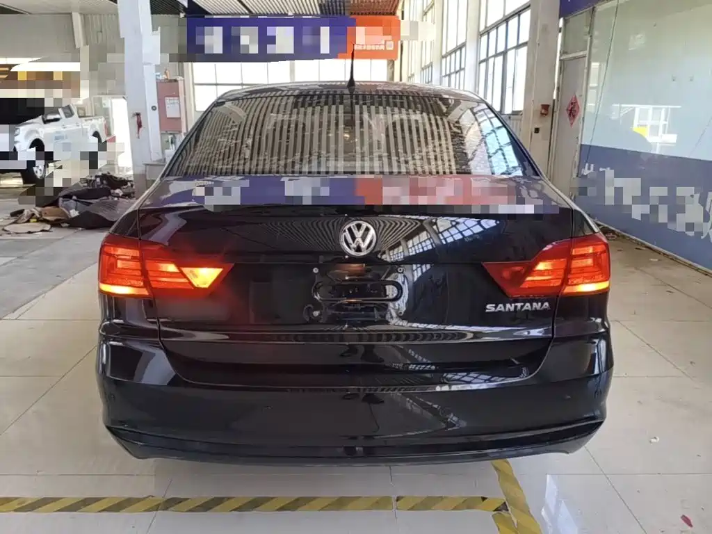 Volkswagen Santana — миниатюра 6