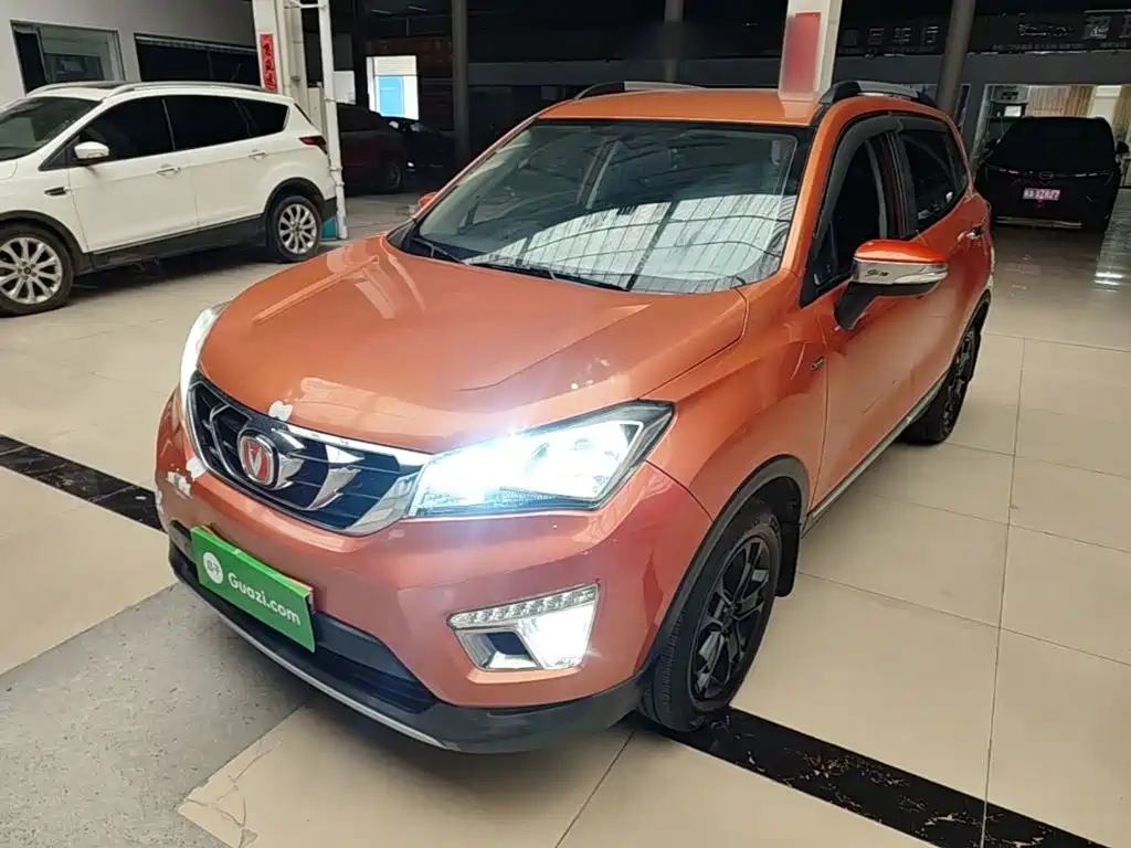 Changan CS15