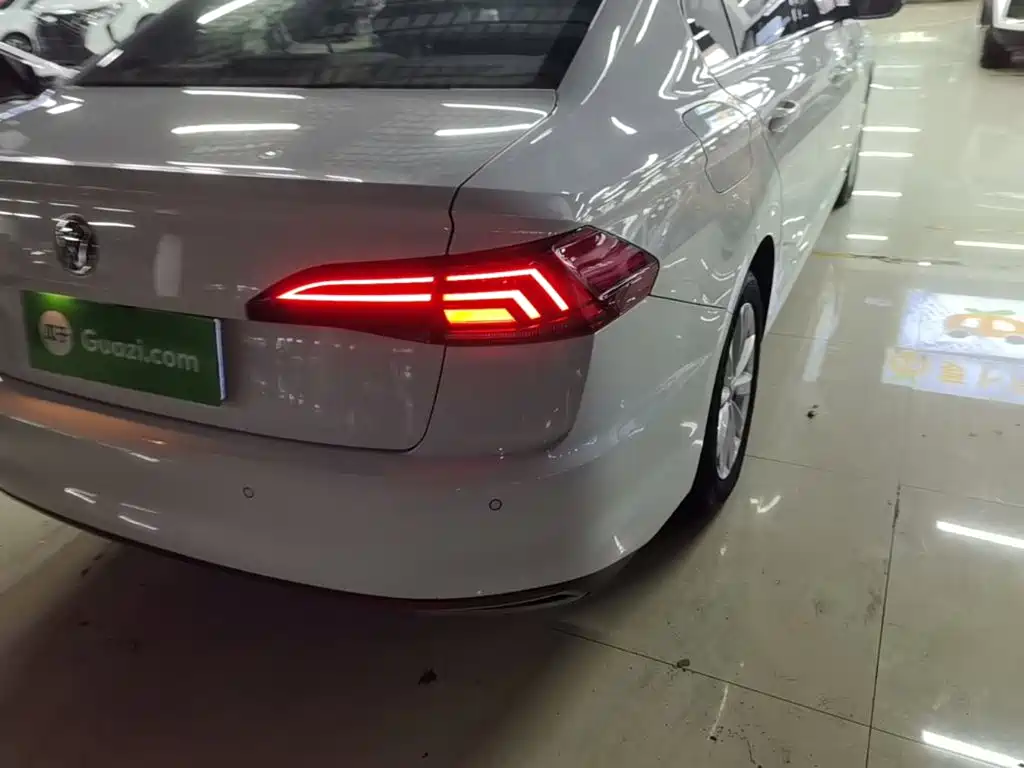 Volkswagen Bora — миниатюра 8