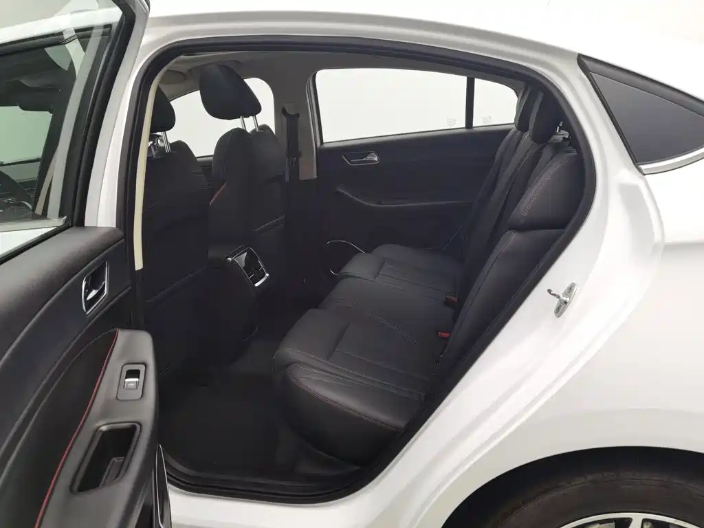 Chery Arrizo 5 PLUS — миниатюра 15